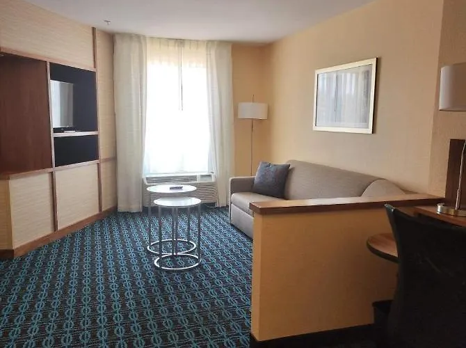 Fairfield & By Marriott 3*