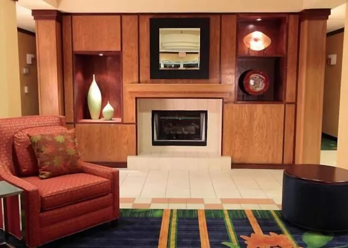 Hotel Fairfield & By Marriott 3*