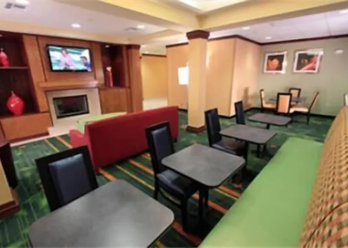 Fairfield & By Marriott 3*