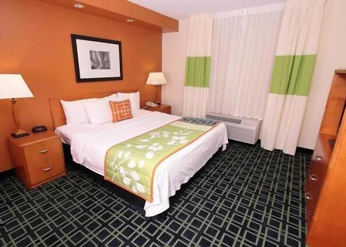 Fairfield & By Marriott 3*