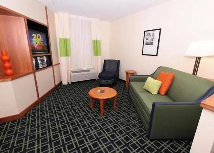 Fairfield & By Marriott